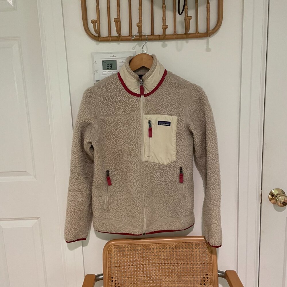 Patagonia Classic Retro-x Fleece Jacket - Picture 2 of 13